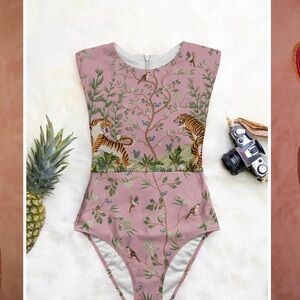 New with tags Averie zip up swimsuit